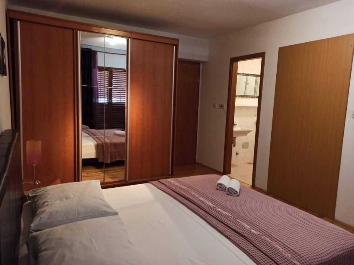 Guest House Mijo Sokol Брела Екстериор снимка