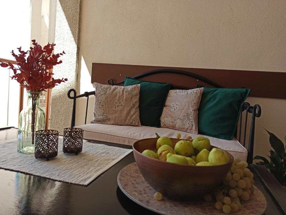 Guest House Mijo Sokol Брела Екстериор снимка