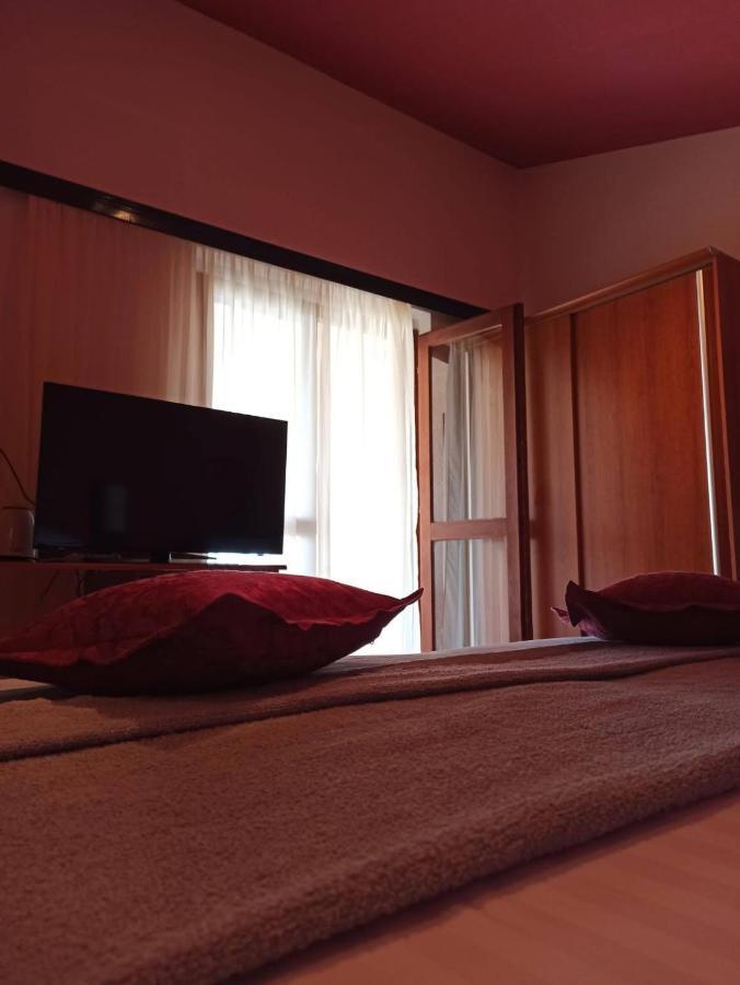Guest House Mijo Sokol Брела Екстериор снимка