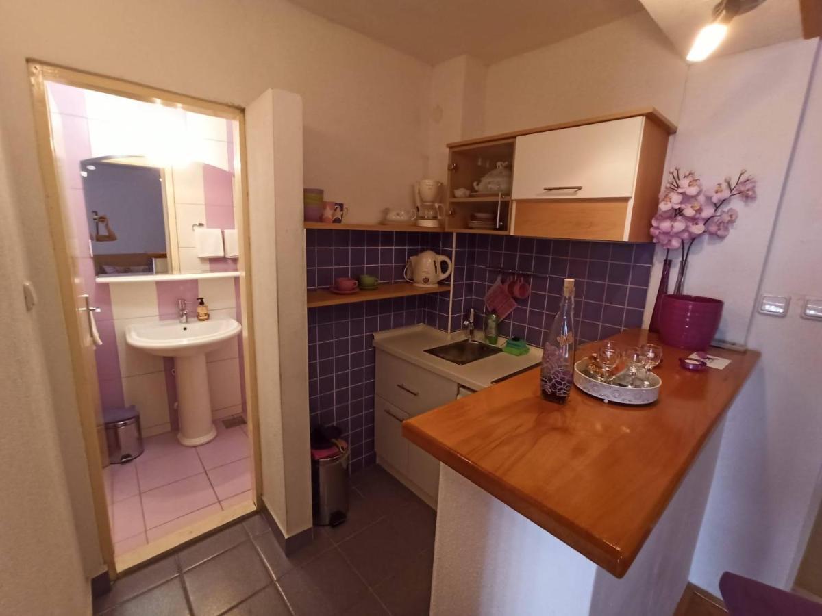 Guest House Mijo Sokol Брела Екстериор снимка
